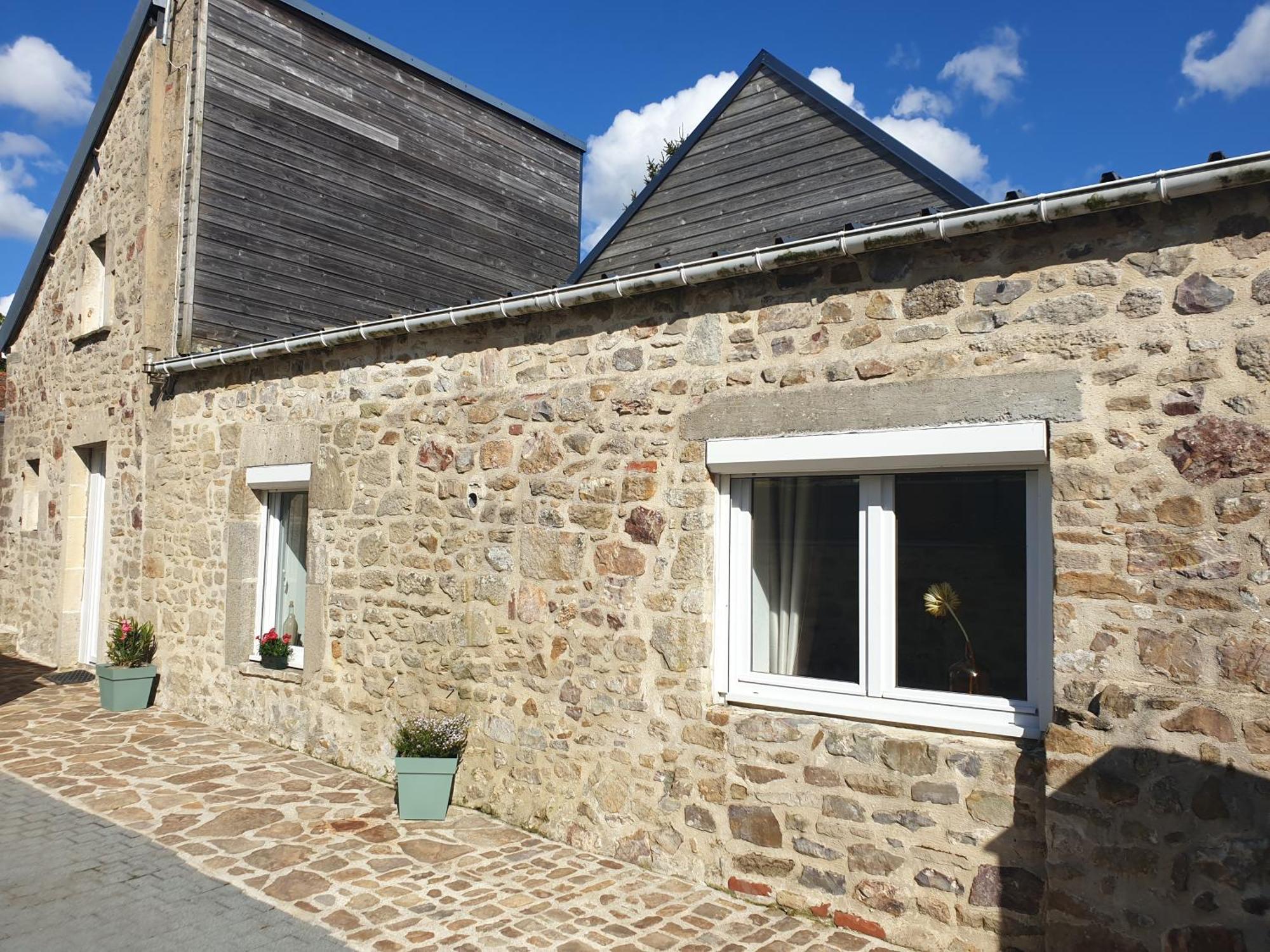 Gite Proche De Sainte Mere Eglise Montebourg Extérieur photo